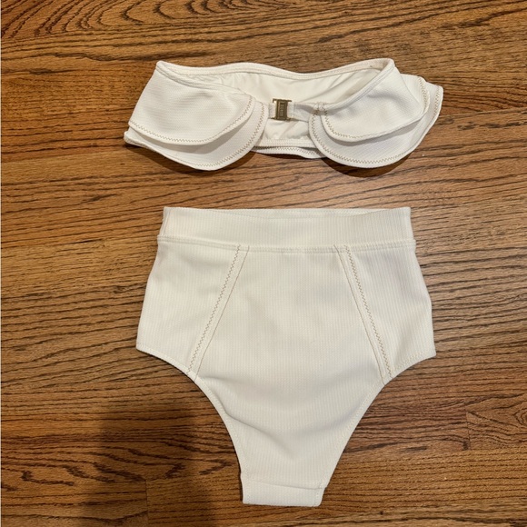 SUBOO Kaia Ruffle Bikini - Picture 4 of 6